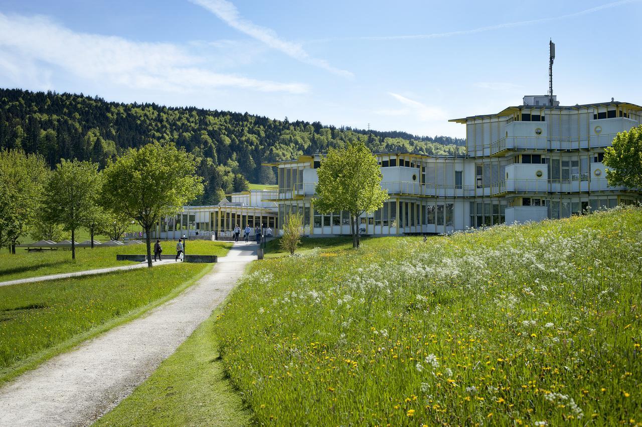 Cip Hotel Tramelan Esterno foto